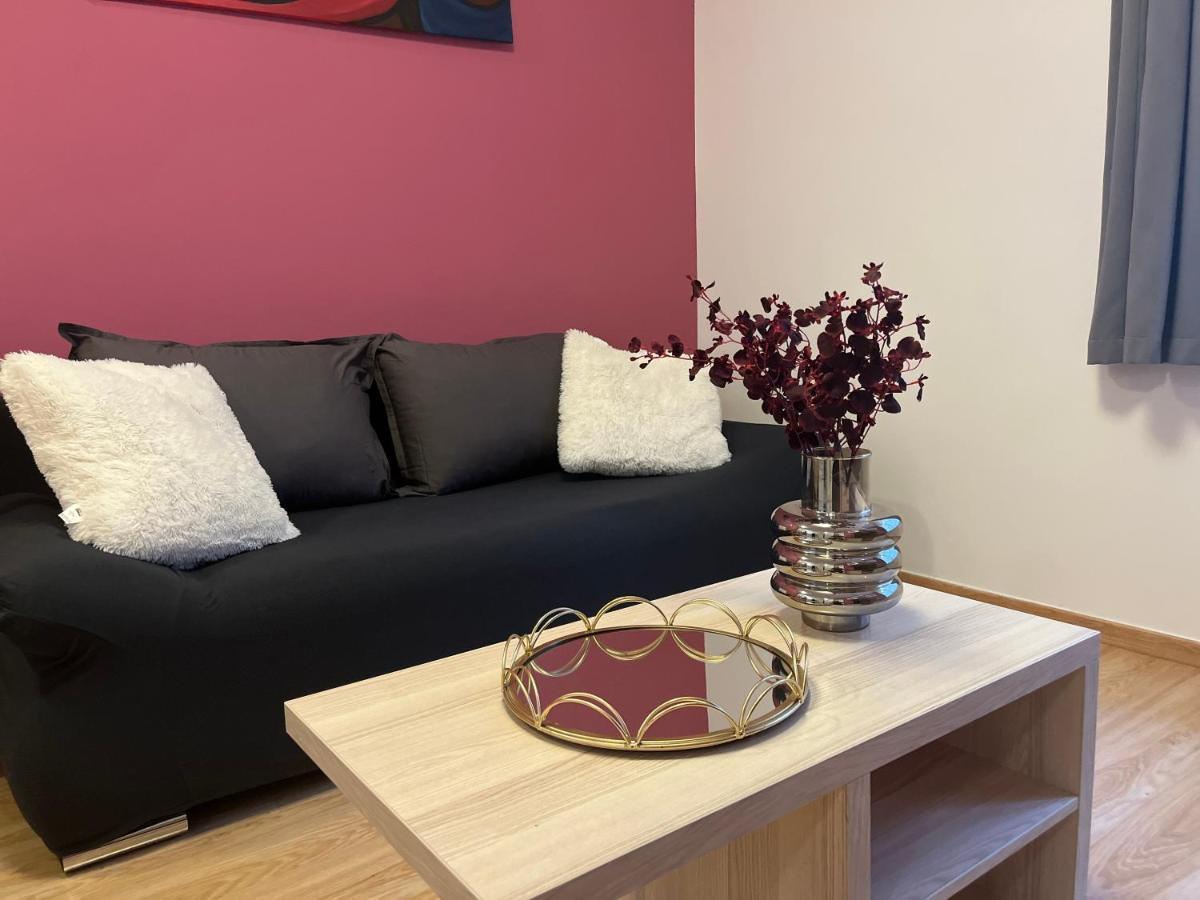 Ferienwohnung Corvin Pearl Deluxe Budapest Exterior foto