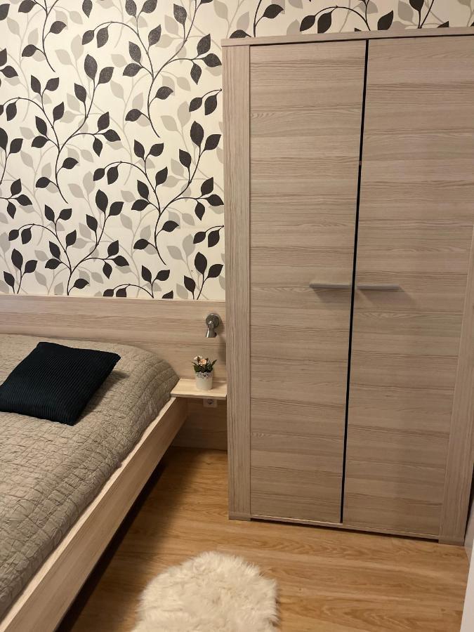Ferienwohnung Corvin Pearl Deluxe Budapest Exterior foto