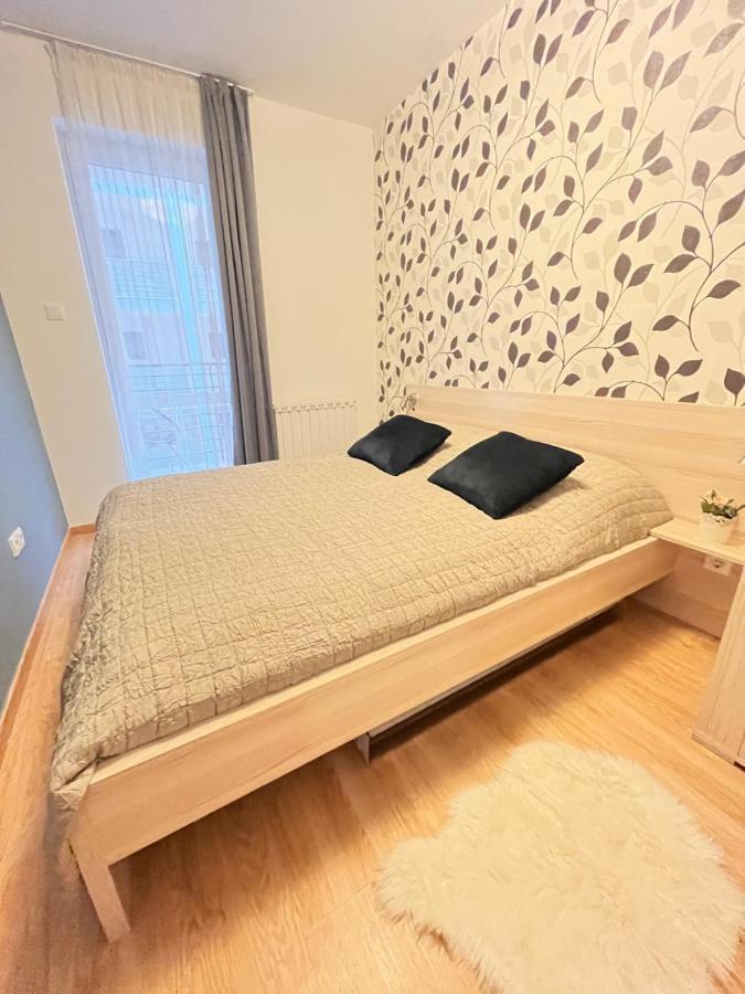 Ferienwohnung Corvin Pearl Deluxe Budapest Exterior foto