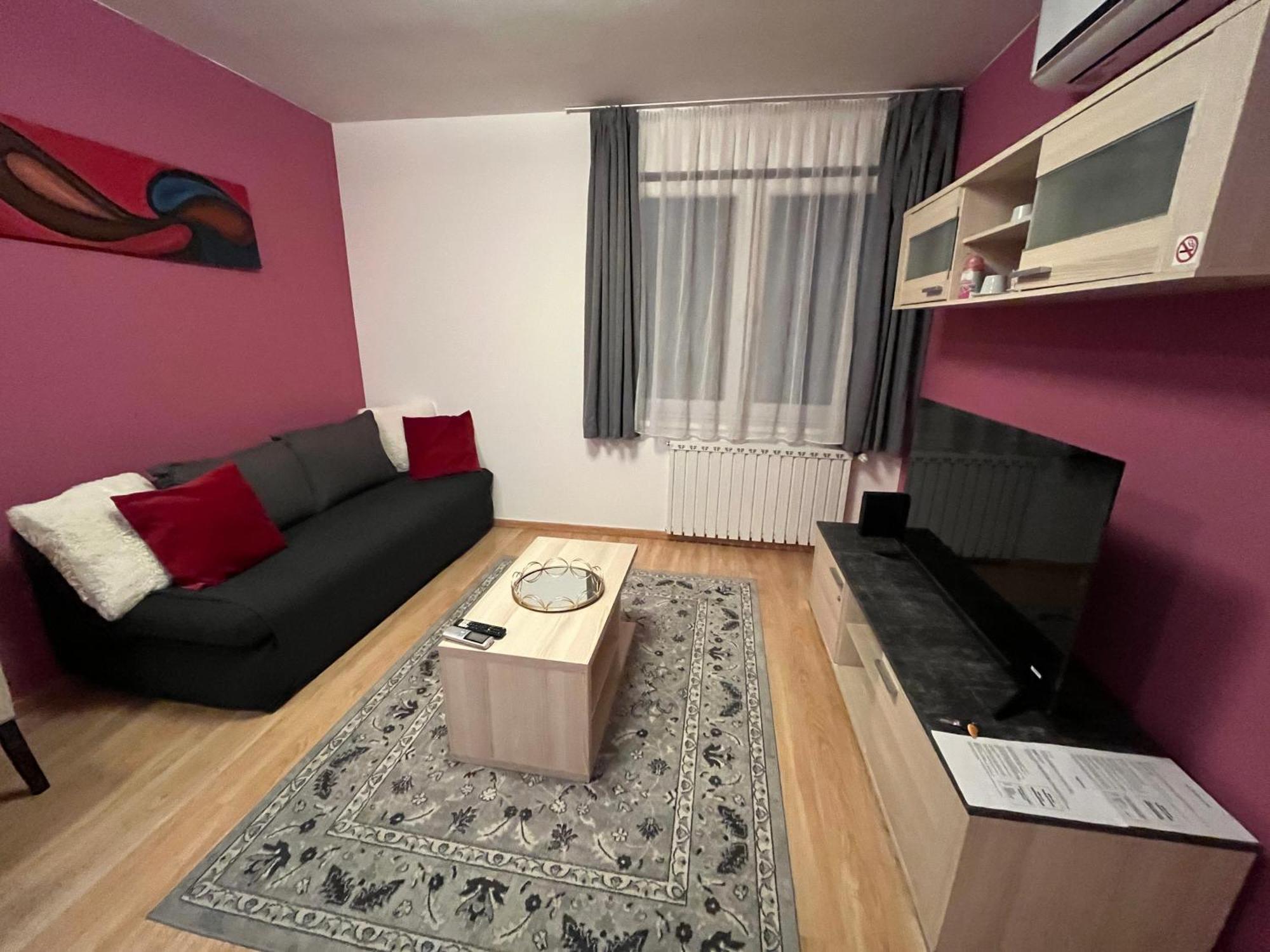 Ferienwohnung Corvin Pearl Deluxe Budapest Exterior foto